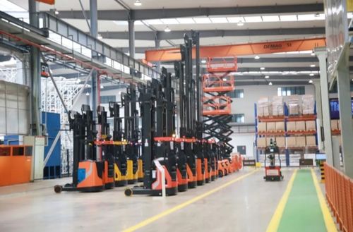 震坤行工业超市走进诺力智能工厂,直击现场新品